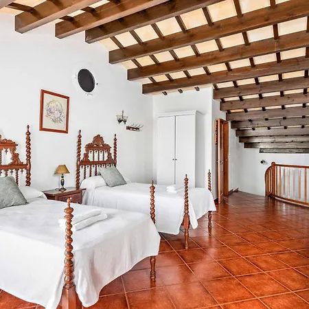 Villa Juana Blanes